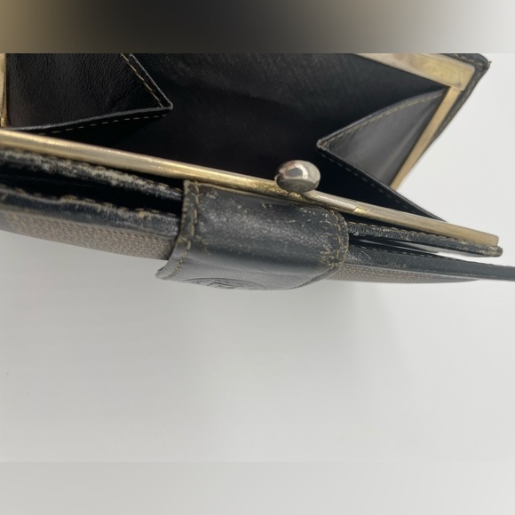 Fendi Pequin Snap Closure and Kisslock Wallet - Picture 9 of 16